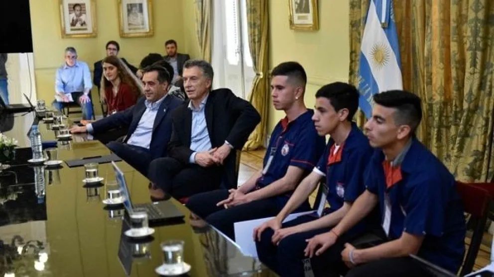Sin tecnología no hay ciencia: bajaron cuatro veces el presupuesto para infraestructura escolar