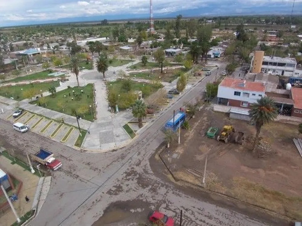 Sarmiento: un niño de 9 años murió aplastado por un árbol