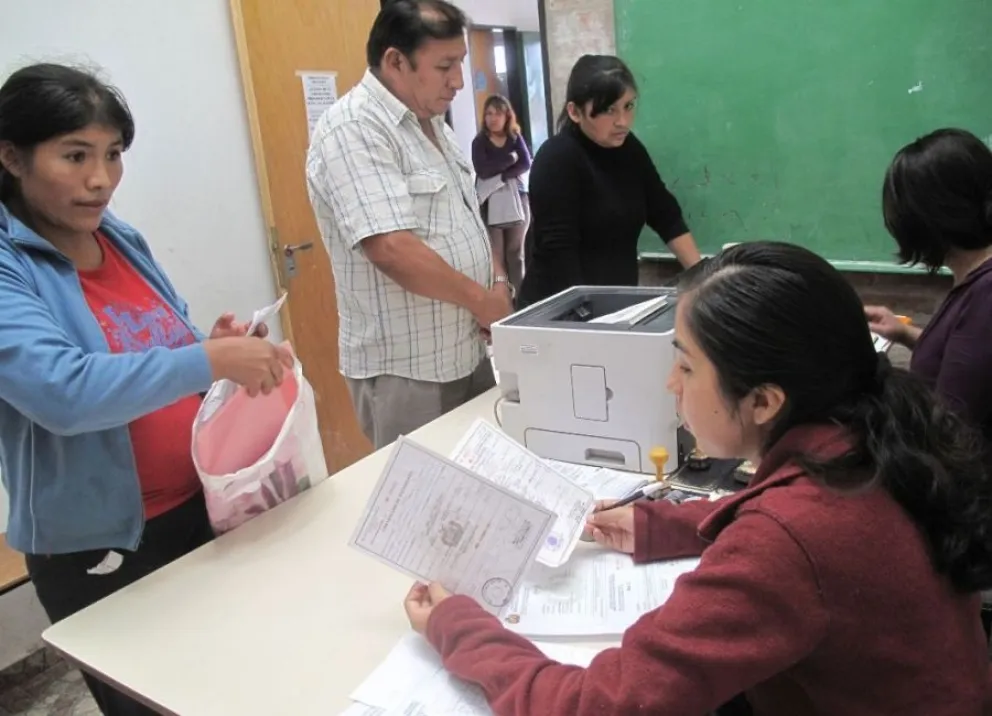 Bolivianos podrán realizar trámites civiles con rapidez