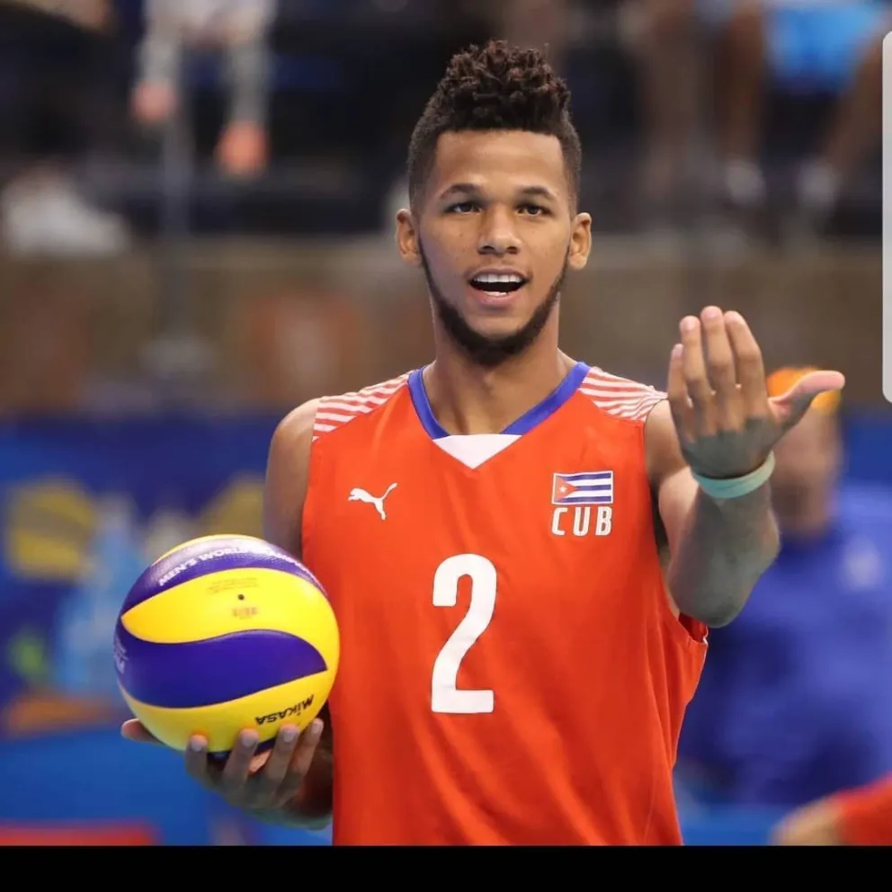 Obras Voley sumó a Melgarejo y cerró las incorporaciones