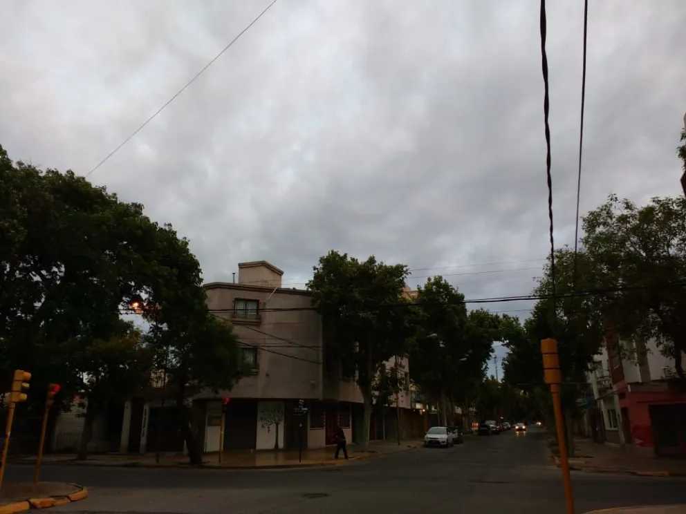 Miércoles cargado de nubes y con una máxima de 25°