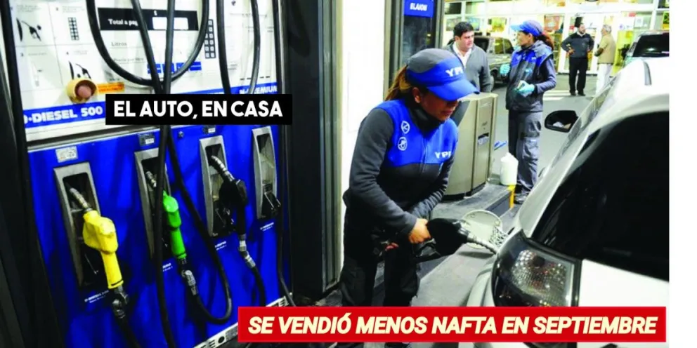 El auto, en casa: cayó la venta de combustible