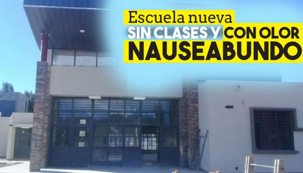 Escuela nueva sin clases y con olor nauseabundo