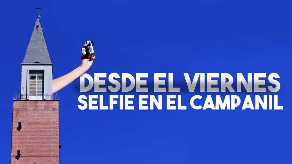Vuelven los besos y las fotos en el campanil