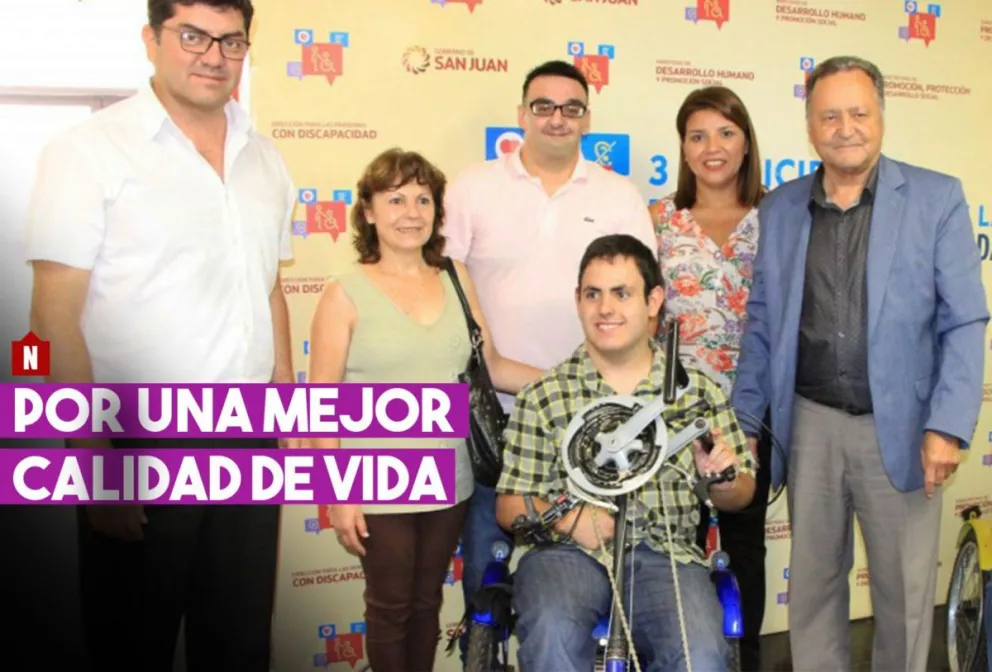Felices con sus bicicletas adaptadas