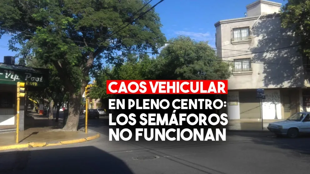 Caos vehicular en pleno centro: los semáforos no funcionan