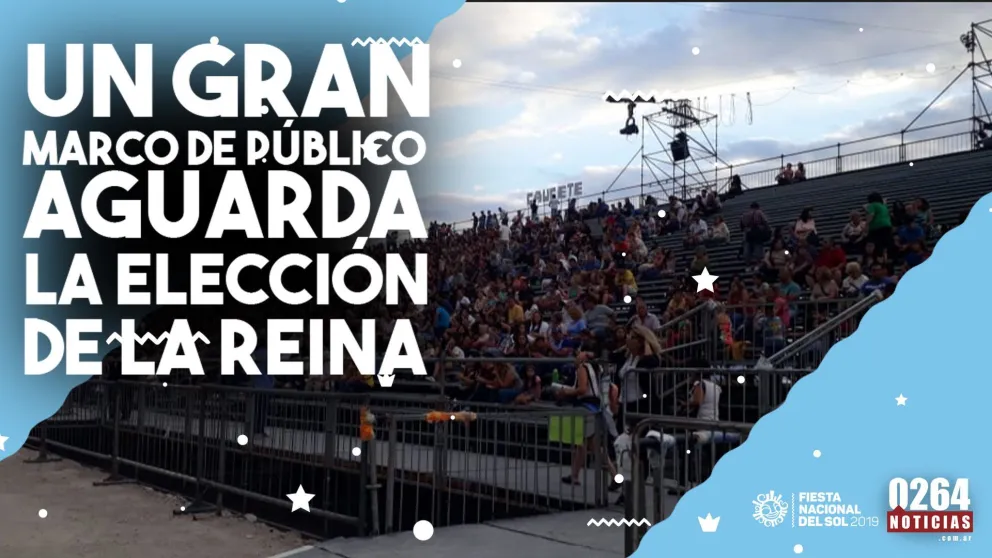Un gran marco de público aguarda la elección de la reina
