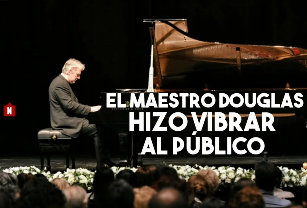 El maestro Barry Douglas hizo vibrar al público en el inicio de la temporada del TB