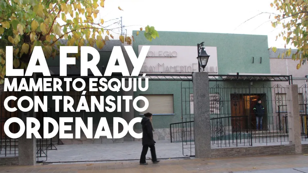 Ordenan el tránsito en la escuela Fray Mamerto Esquiú