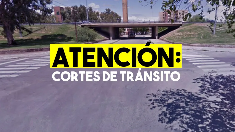 Tránsito cortado en Avenida de Circunvalación y Catamarca