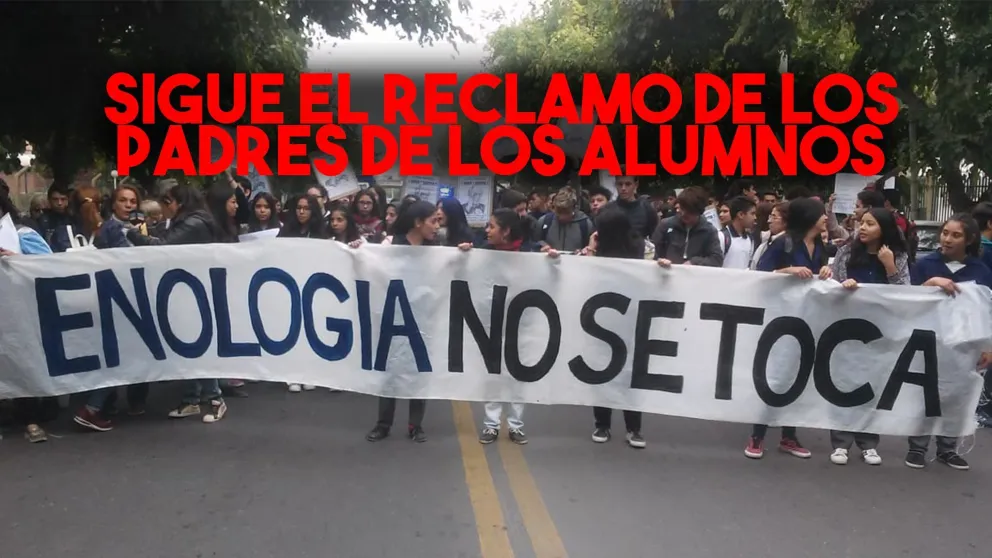 Padres de la escuela de Enología siguen con los reclamos