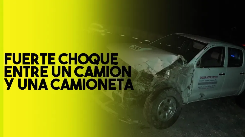 Fuerte choque entre un camión y una camioneta en Pocito