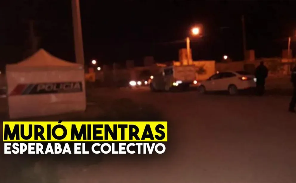 Murió mientras esperaba el colectivo