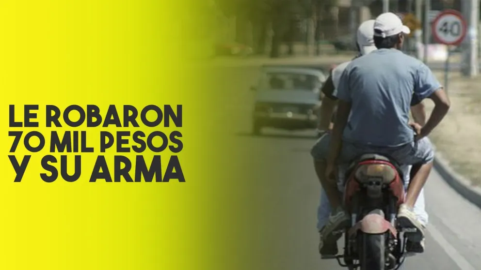 Se le cayó un morral con 70 mil pesos y su arma reglamentaria