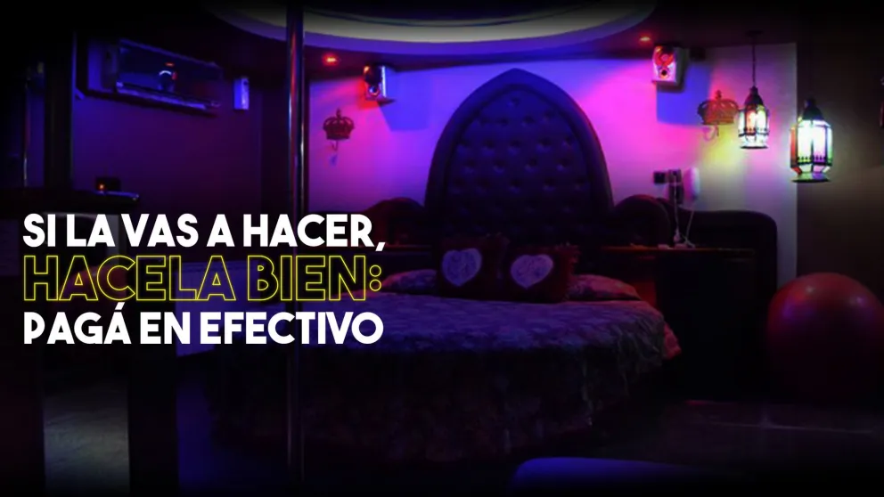 Pagó el hotel alojamiento con tarjeta y ahora demandó a la tarjeta porque descubrieron la infidelidad