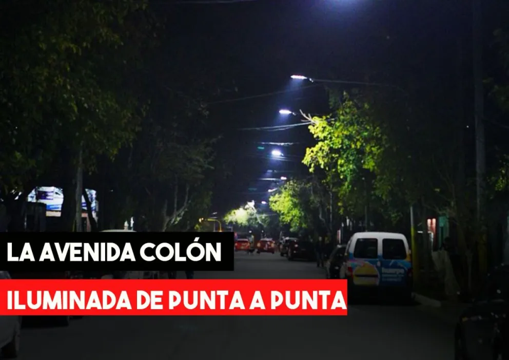 La avenida Colón: Iluminada de principio a fin