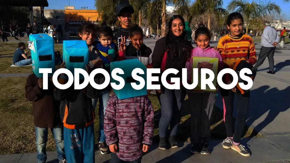Lentes, cajas oscuras y máscaras de soldar, protagonistas de una tarde eclipsada