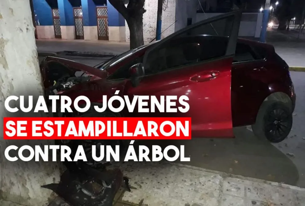 Cuatro jóvenes se estrellaron contra un árbol en Caucete
