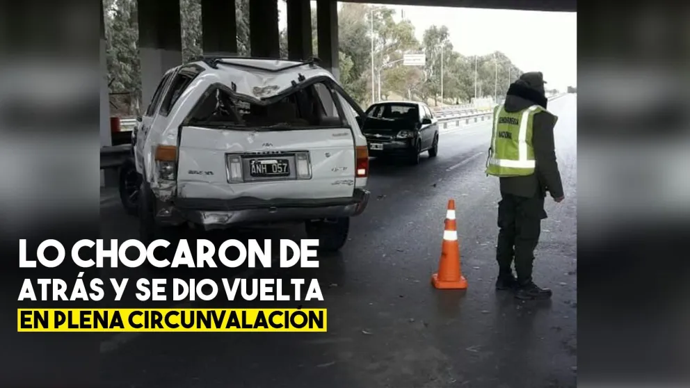 Susto de lunes: iba en camioneta, lo embistieron por atrás y se dio vuelta