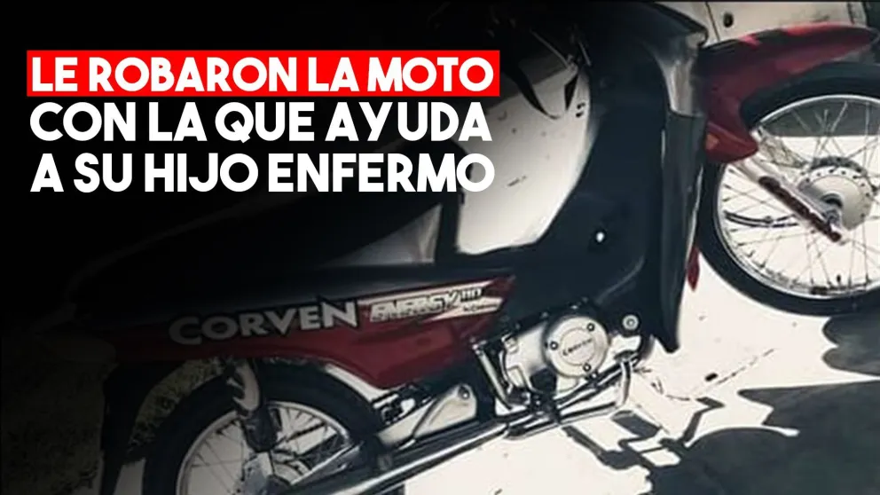 Le robaron la moto que usa para trabajar y para ayudar a su hijo con microcefalia