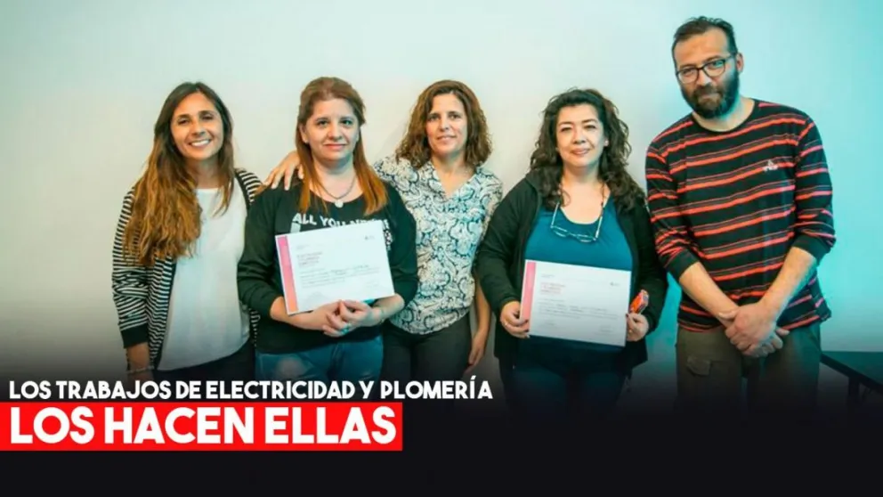 Mujeres realizaron un Curso de Electricidad domiciliaria y Plomería