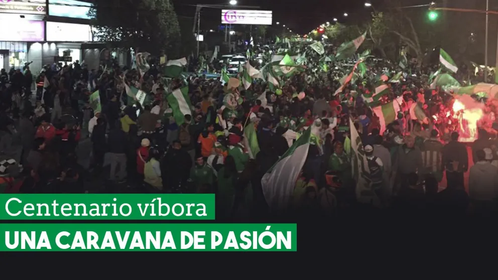 En caravana los hinchas puyutanos festejaron el centenario
