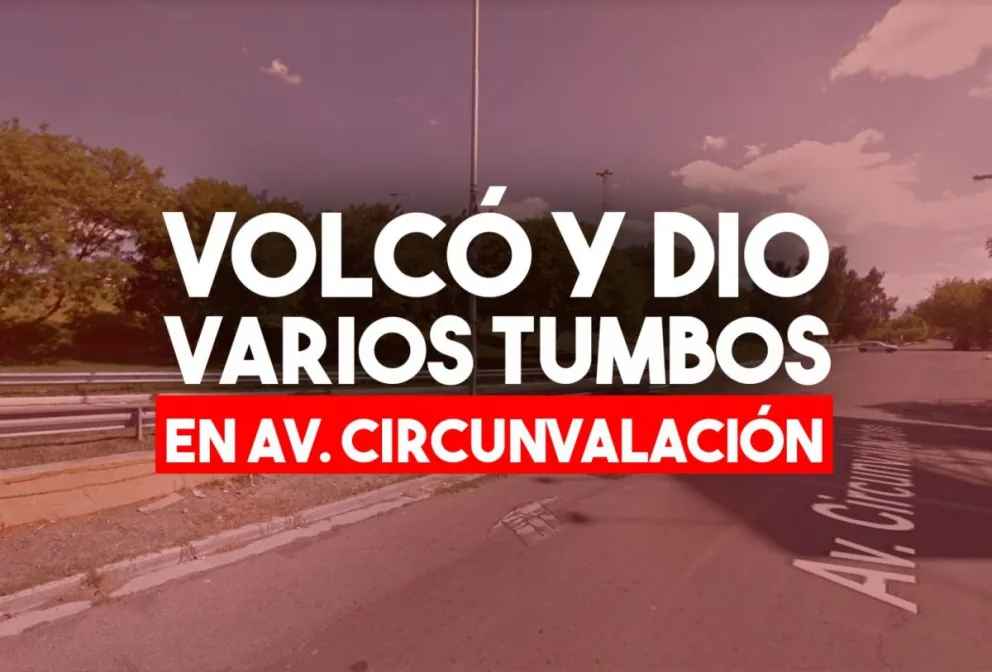 Un auto volcó en plena Avenida Circunvalación