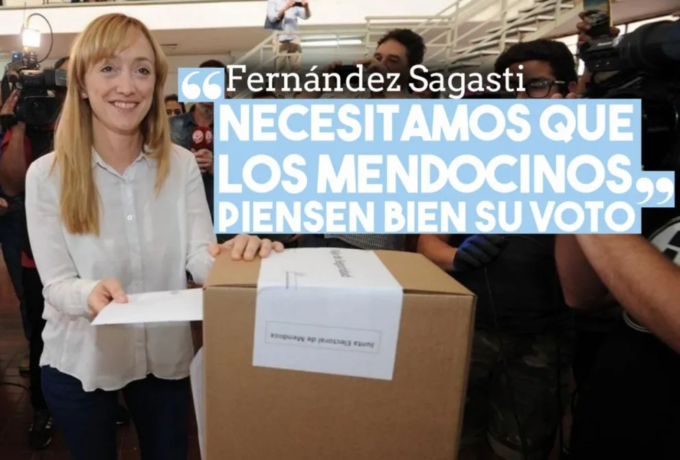 Anabel Fernández Sagasti votó junto a su papá y dijo estar "nerviosa pero muy esperanzada"