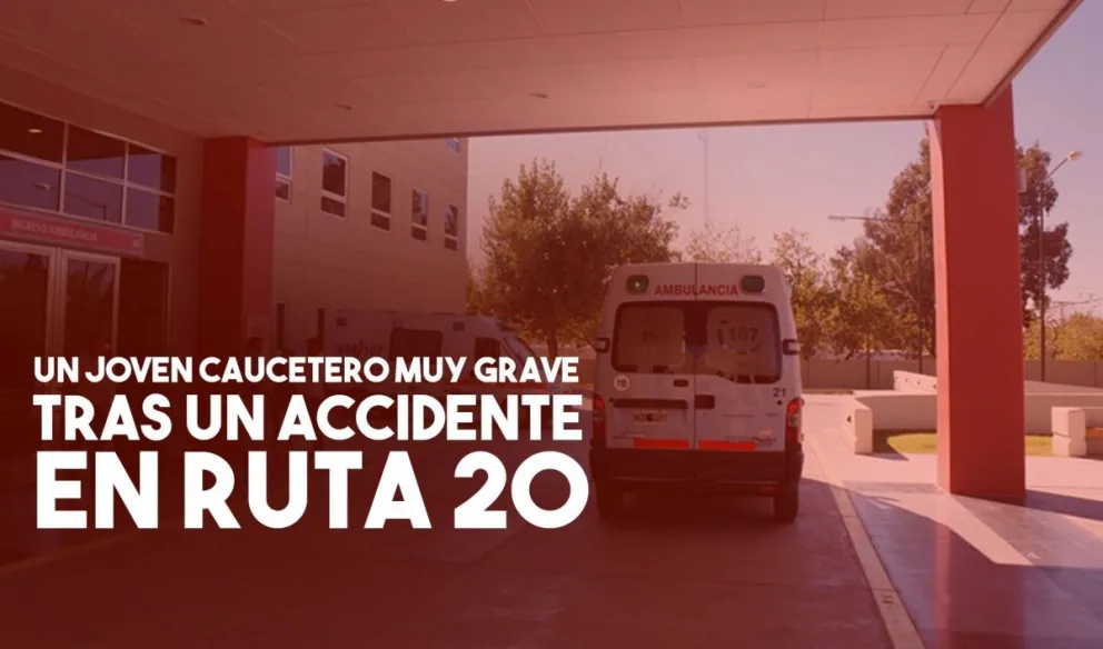 Fuerte choque en Ruta 20 entre un auto y una moto