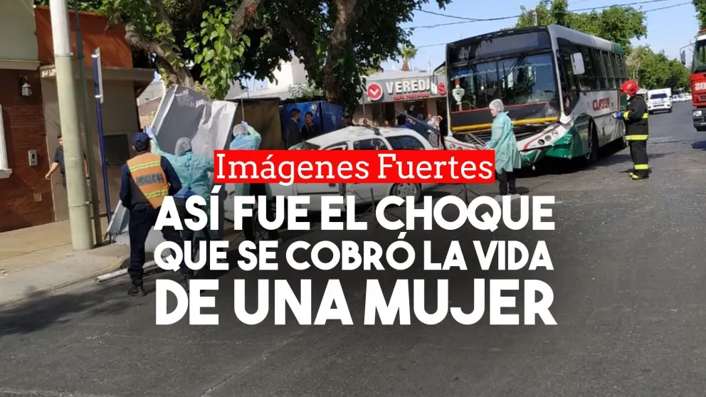 Así fue el choque entre el colectivo y un auto en Capital en donde murió una mujer