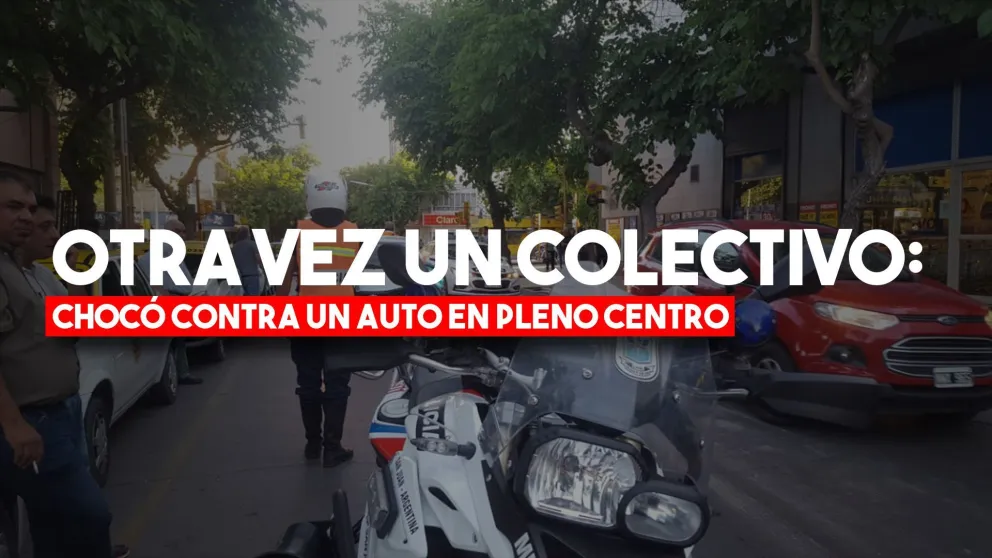 Un colectivo y un auto protagonizaron un choque en pleno centro sanjuanino
