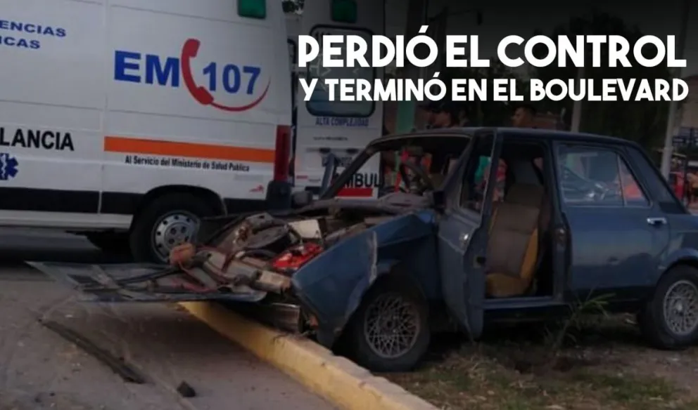 Un auto Fiat 128 terminó impactando y en un boulevard