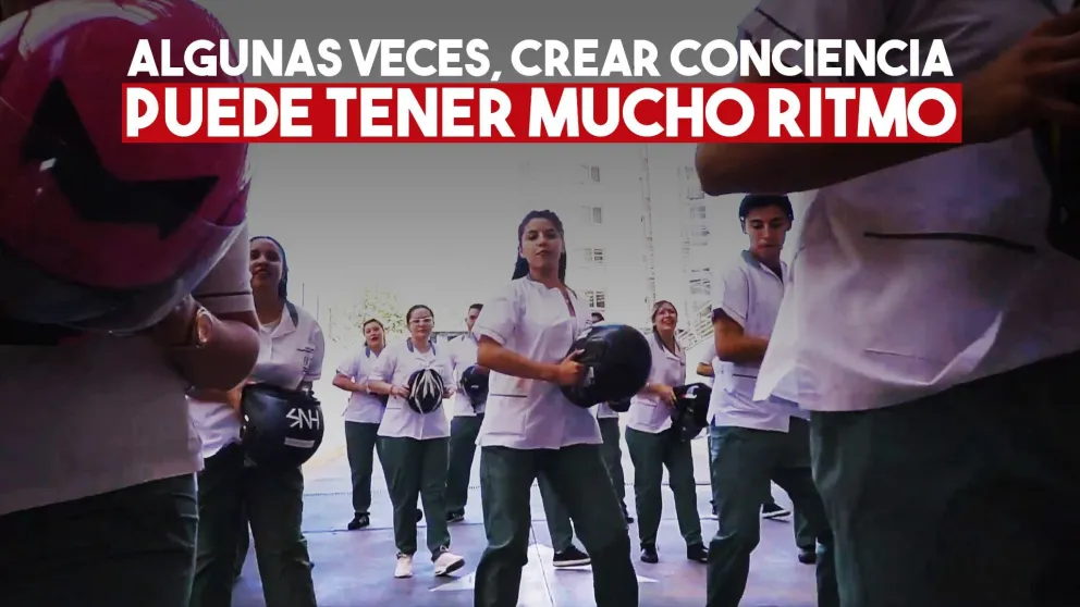 Alumnos de Enfermería lanzaron un original video con el hit "Ponte el casco"