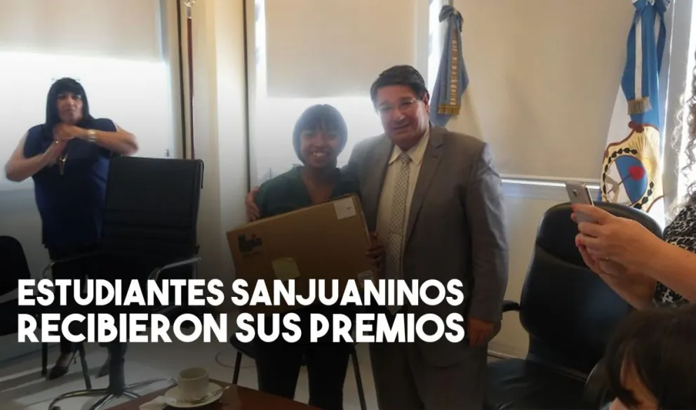 Educación premió a los ganadores del Maratón Nacional de Programación y Robótica