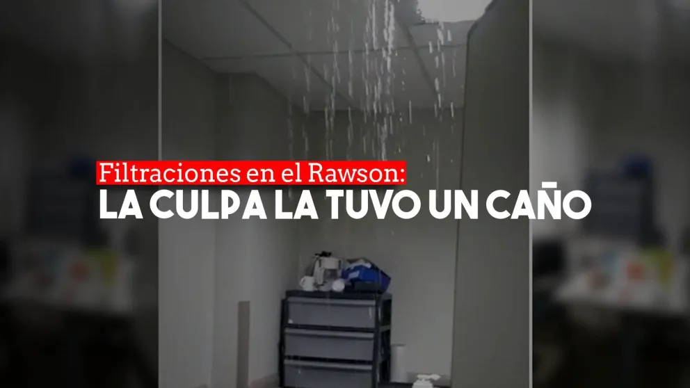 Un caño roto, el motivo de las filtraciones en el Rawson