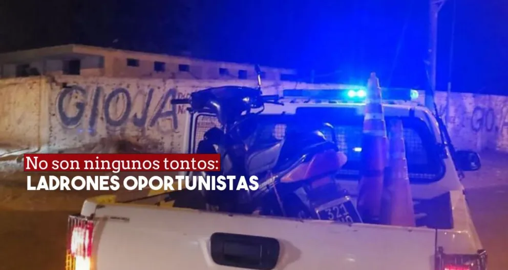 Delincuentes intentaron robarse una moto que acababa de chocar