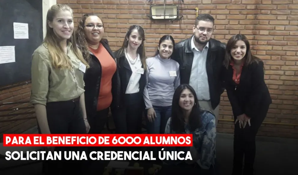 Estudiantes piden una credencial única de transporte público