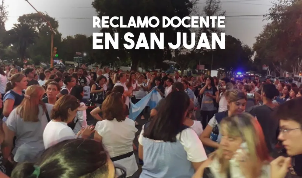 Docentes marcharon en San Juan