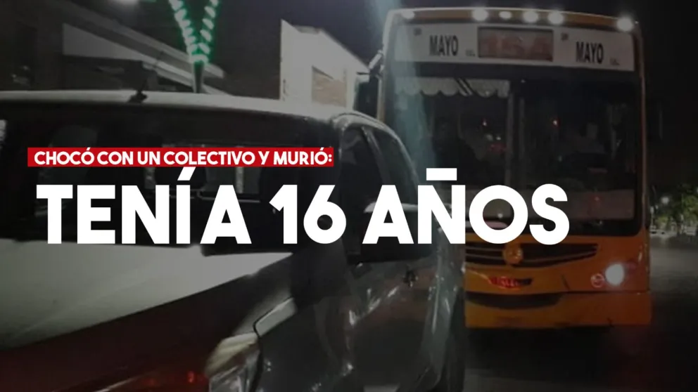 Un chico de 16 años chocó con un colectivo y murió