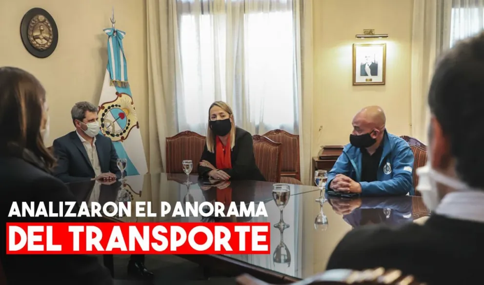 El gobernador se reunió con empresarios del transporte de larga distancia y referentes de UTA