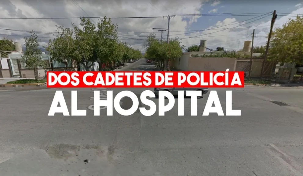 Dos cadetes de policía, hospitalizados tras protagonizar en choque