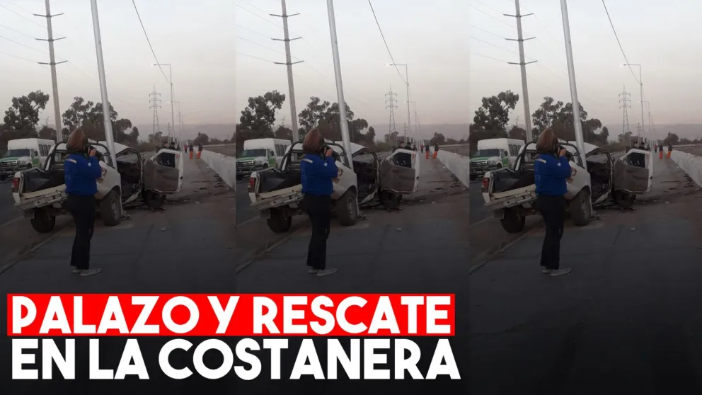 Se estrelló contra un poste y lo tuvieron que rescatar