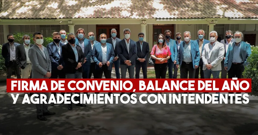 Sergio Uñac firmó el Consenso Fiscal con los 19 intendentes