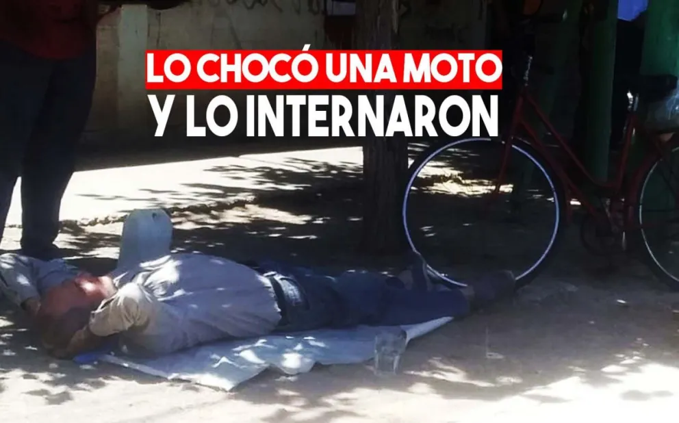 Un accidente entre una moto y una bicicleta dejó a un hombre internado