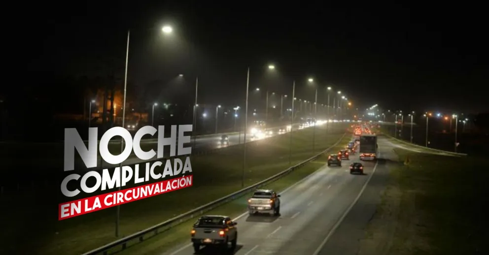 Una moto y una camioneta protagonizaron un choque en plena Circunvalación