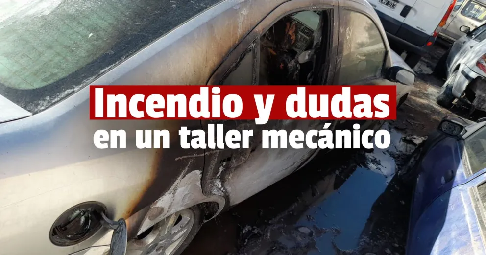 Se incendió un taller mecánico y el fuego arrasó con tres vehículos