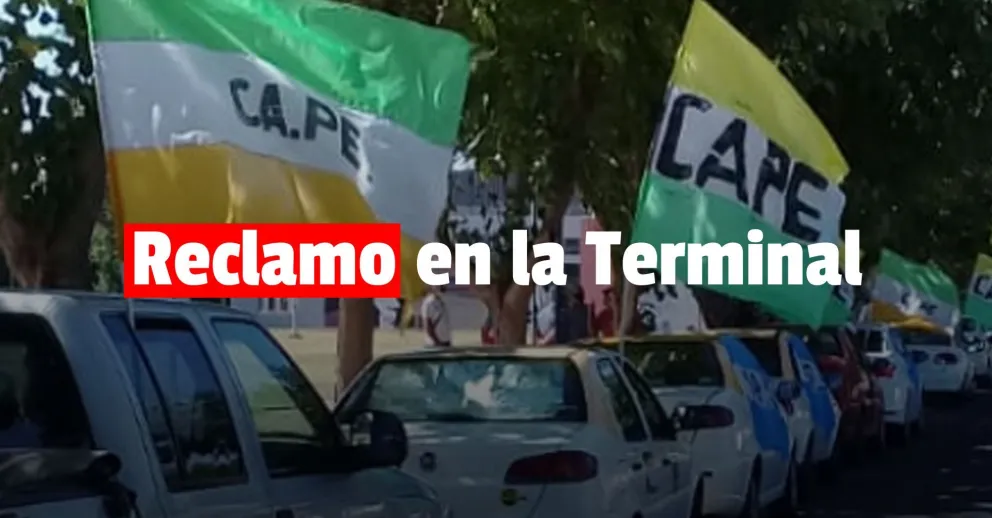Taxistas realizan una movilización pacífica en la terminal