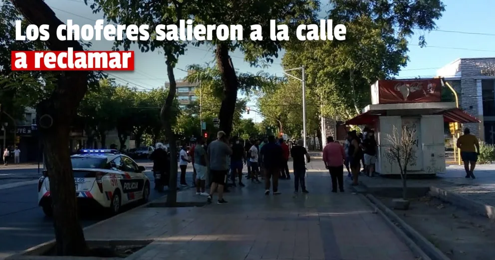 Choferes se juntaron para manifestarse en contra de las empresas