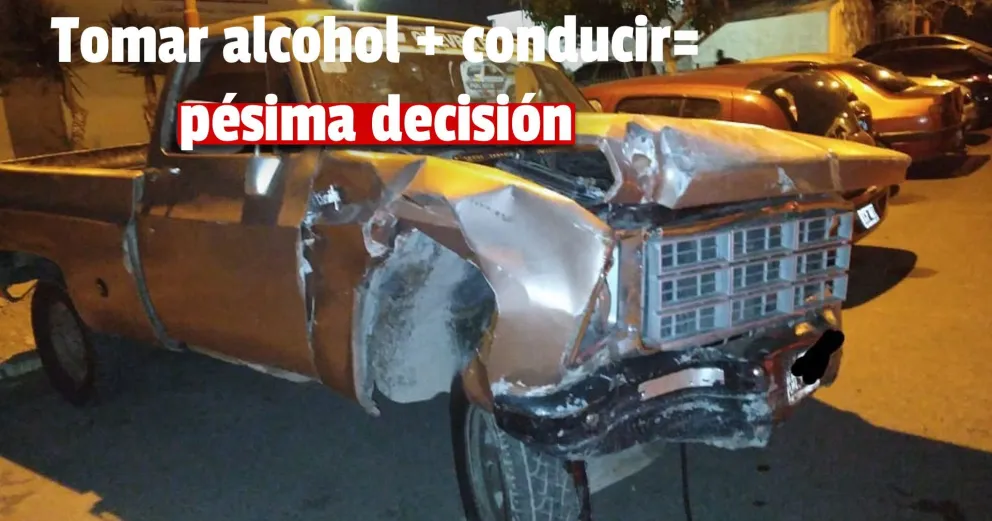 Chocó contra un auto y se incrustó en una casa: estaba ebrio