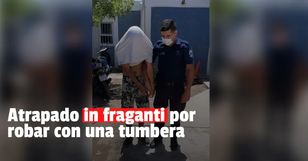 Un joven de 18 años y un menor detenidos por robar con una tumbera